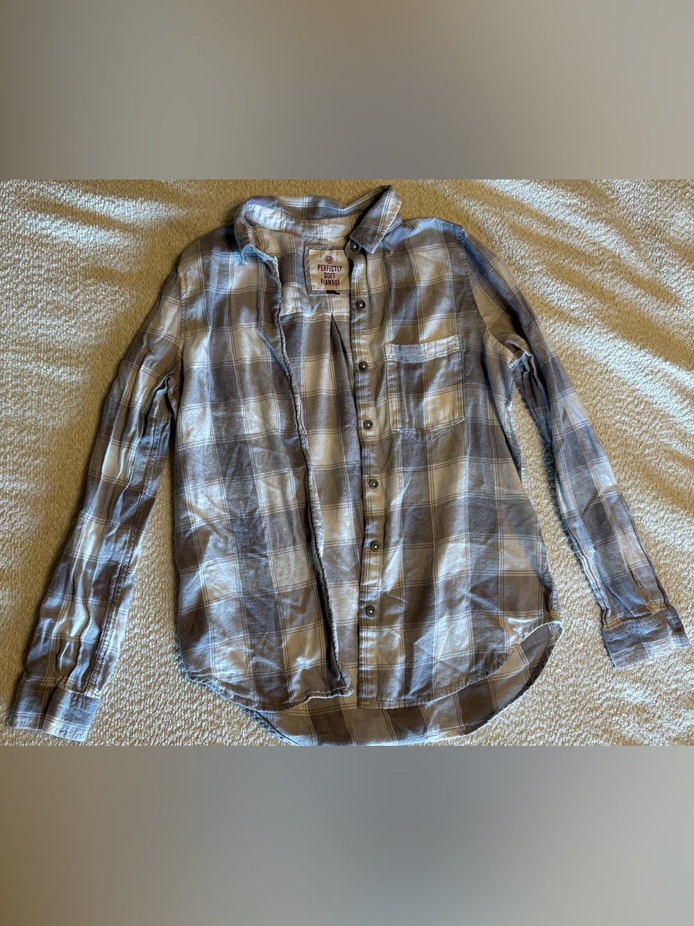 SO Plaid Button-Down Shirt in Gray and Cream